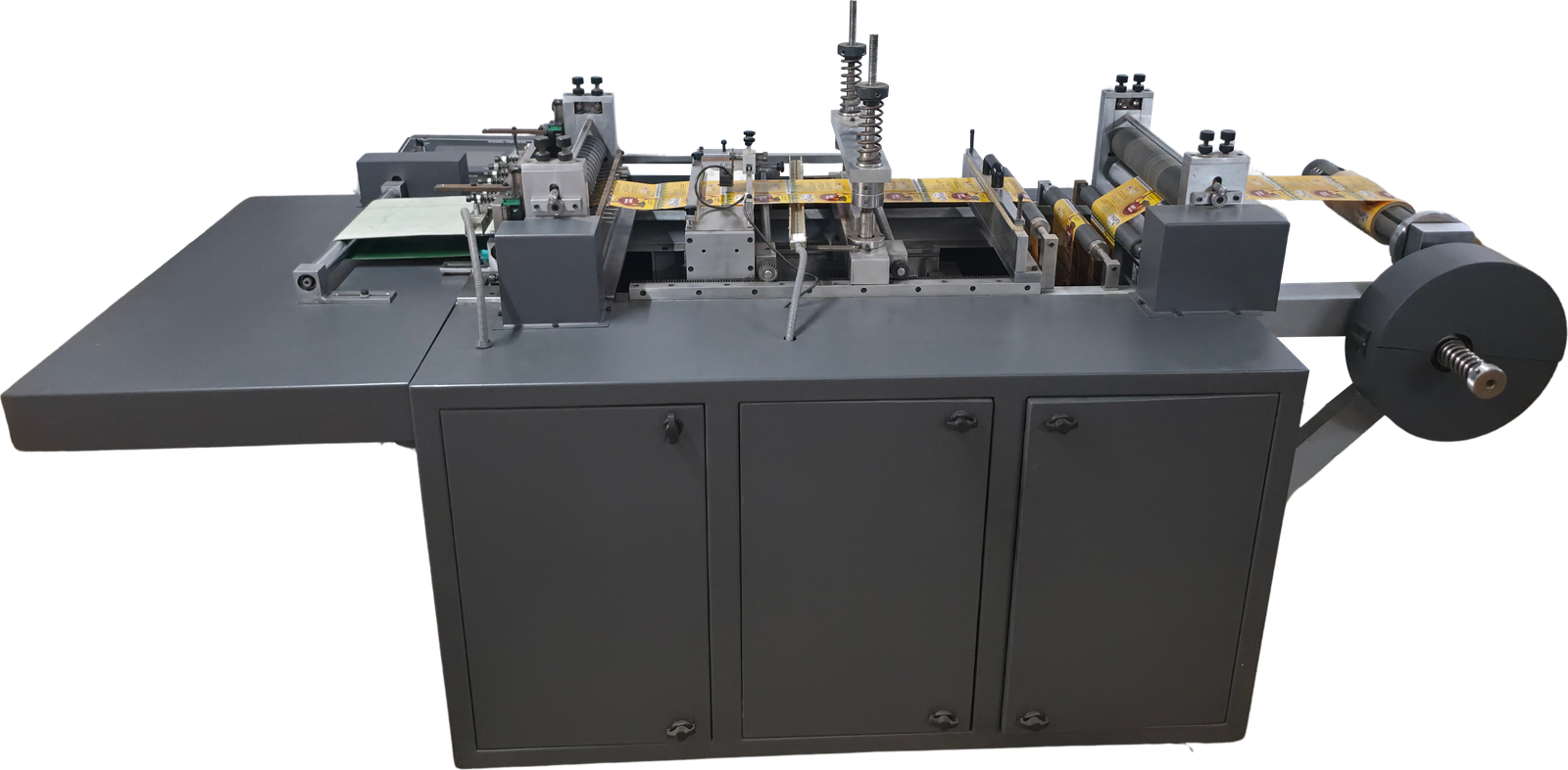 RK PSC 320 PVC shrink sleeve cutting machine with servo feed and collection conveyor